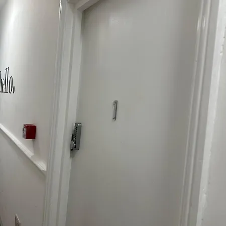 Ridgeways Premium House Bristol